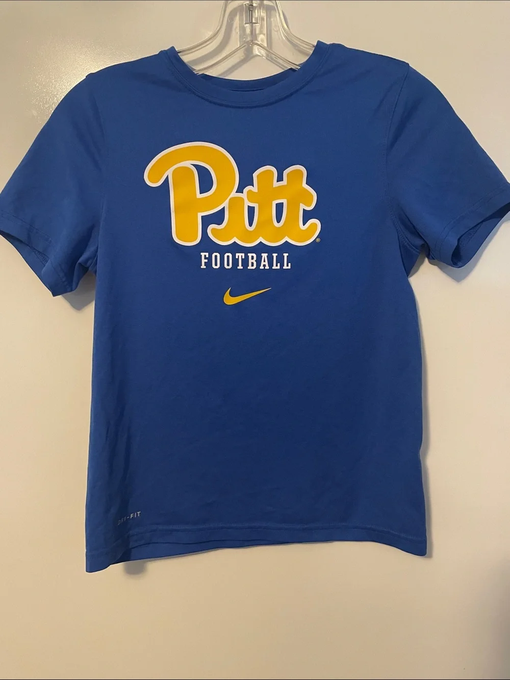 Nike Pitt Panthers Boys tshirt size Medium